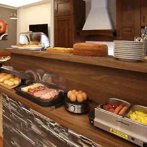 Bed & Breakfast J24